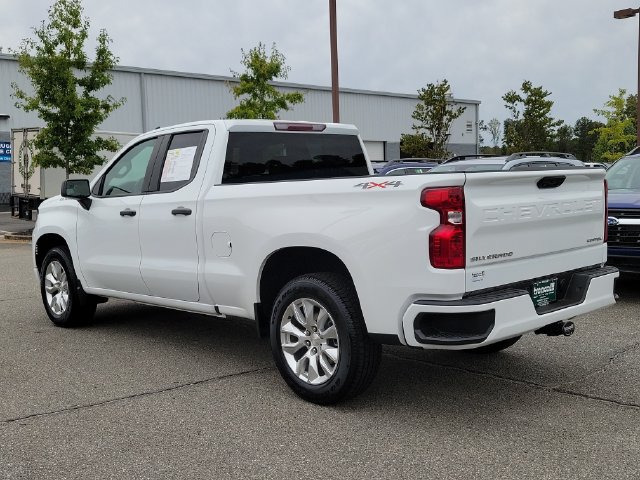 Used 2024 Chevrolet Silverado 1500 Custom AWD/4WD image 4