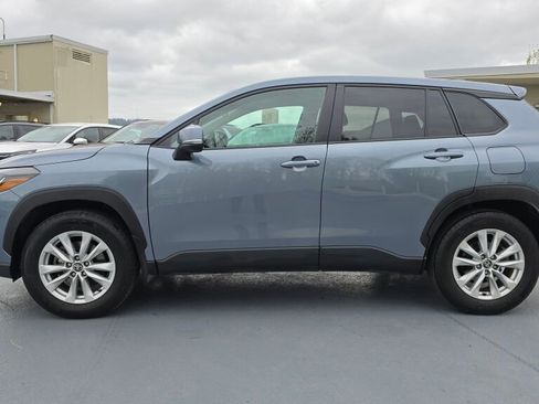 Used 2024 Toyota Corolla Cross LE AWD/4WD image 6