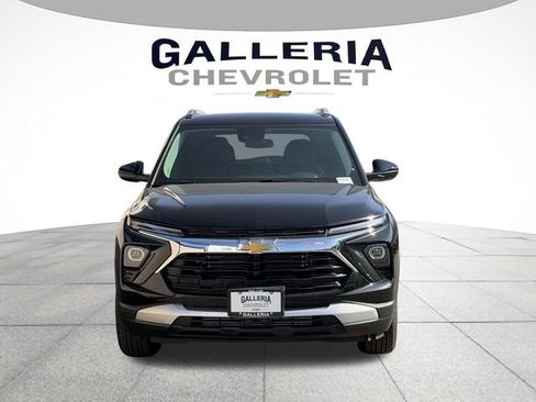 New 2026 Chevrolet TrailBlazer LT w/ Driver Confidence Package FWD image 3