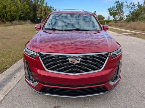 Used 2021 Cadillac XT6 Premium Luxury image 3