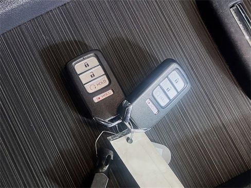 Used 2022 Honda Ridgeline RTL-E image 32