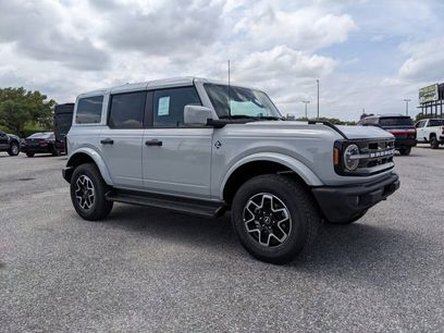 New 2026 Ford Bronco Outer Banks