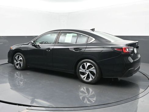 Used 2022 Subaru Legacy Premium image 3