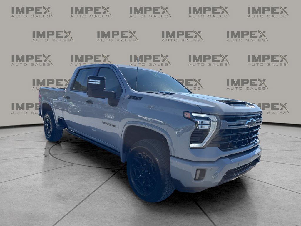 Used 2024 Chevrolet Silverado 2500 LTZ w/ LTZ Plus Package AWD/4WD image 3