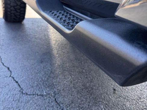 Used 2017 Jeep Wrangler Unlimited Sahara w/ Connectivity Group image 9