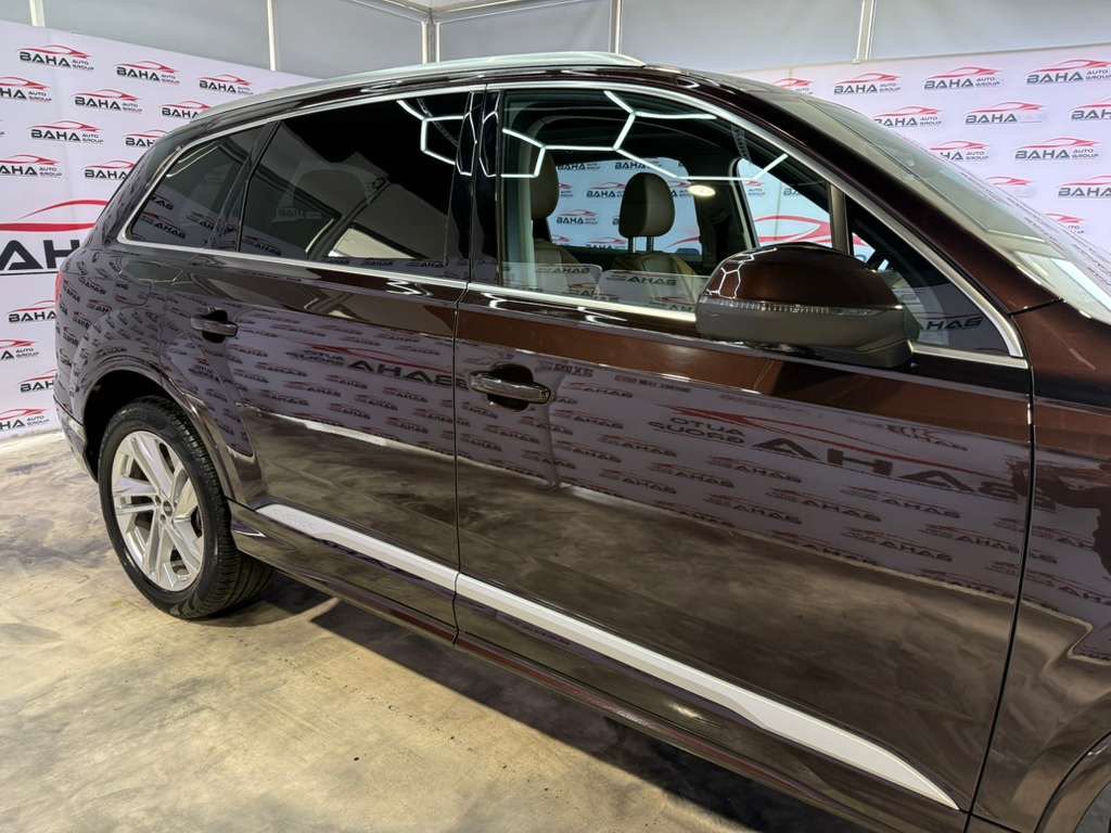 Used 2022 Audi Q7 3.0T Premium Plus AWD/4WD image 6