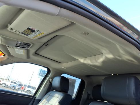 Used 2022 Toyota Tundra Limited image 17