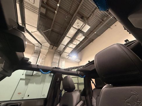 Used 2023 Ford Bronco Black Diamond AWD/4WD image 19