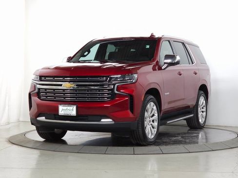 Used 2021 Chevrolet Tahoe Premier w/ Premium Package image 3