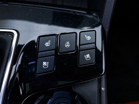 Used 2024 Kia Sportage SX FWD image 27