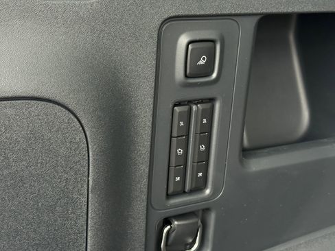 New 2026 Lincoln Navigator L Reserve AWD/4WD image 17