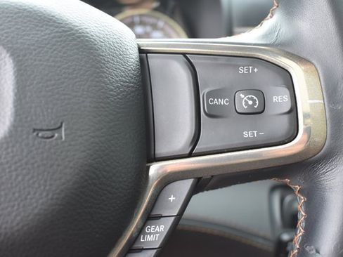 Used 2022 RAM 1500 Limited w/ Body Color Bumper Group AWD/4WD image 23