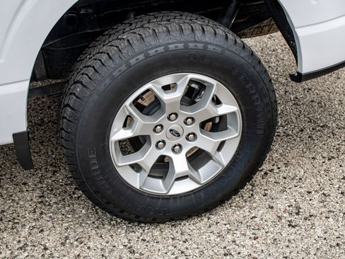 Used 2023 Ford F150 XLT AWD/4WD image 13