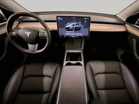 Used 2023 Tesla Model Y Long Range AWD/4WD image 14