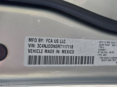 Used 2024 Jeep Compass Trailhawk image 16