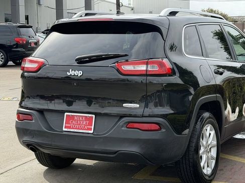 Used 2015 Jeep Cherokee Latitude image 11