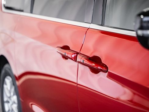 New 2026 Chrysler Pacifica Select image 11