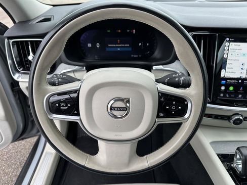 Used 2025 Volvo V60 B5 Cross Country Plus AWD/4WD image 21