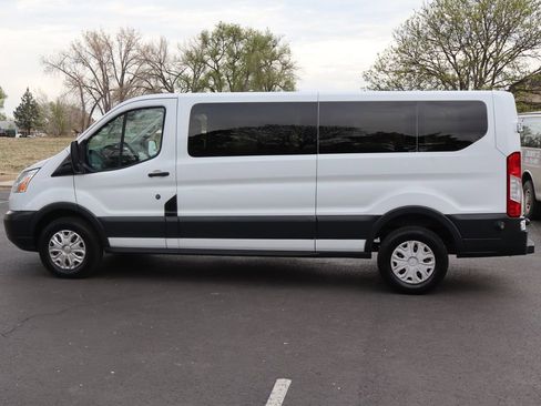 Used 2015 Ford Transit 350 XLT image 9