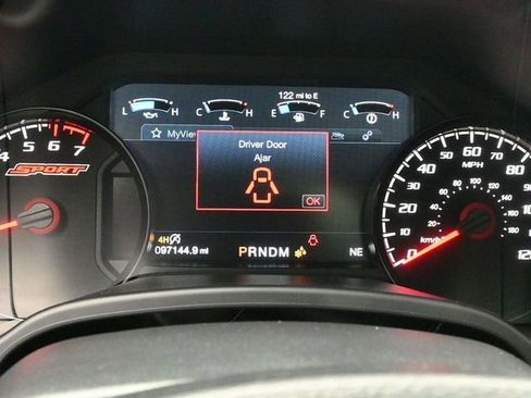 Used 2018 Ford F150 Lariat w/ Equipment Group 502A Luxury image 18