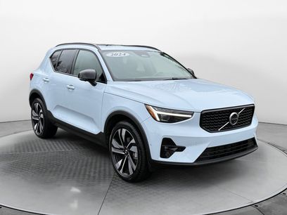 Used 2024 Volvo XC40 B5 Ultimate w/ Protection Package Premier