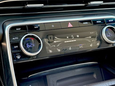 Used 2024 Genesis GV80 3.5T image 53