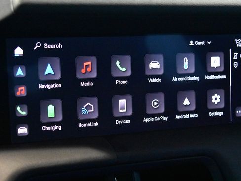 Used 2024 Porsche Taycan image 13