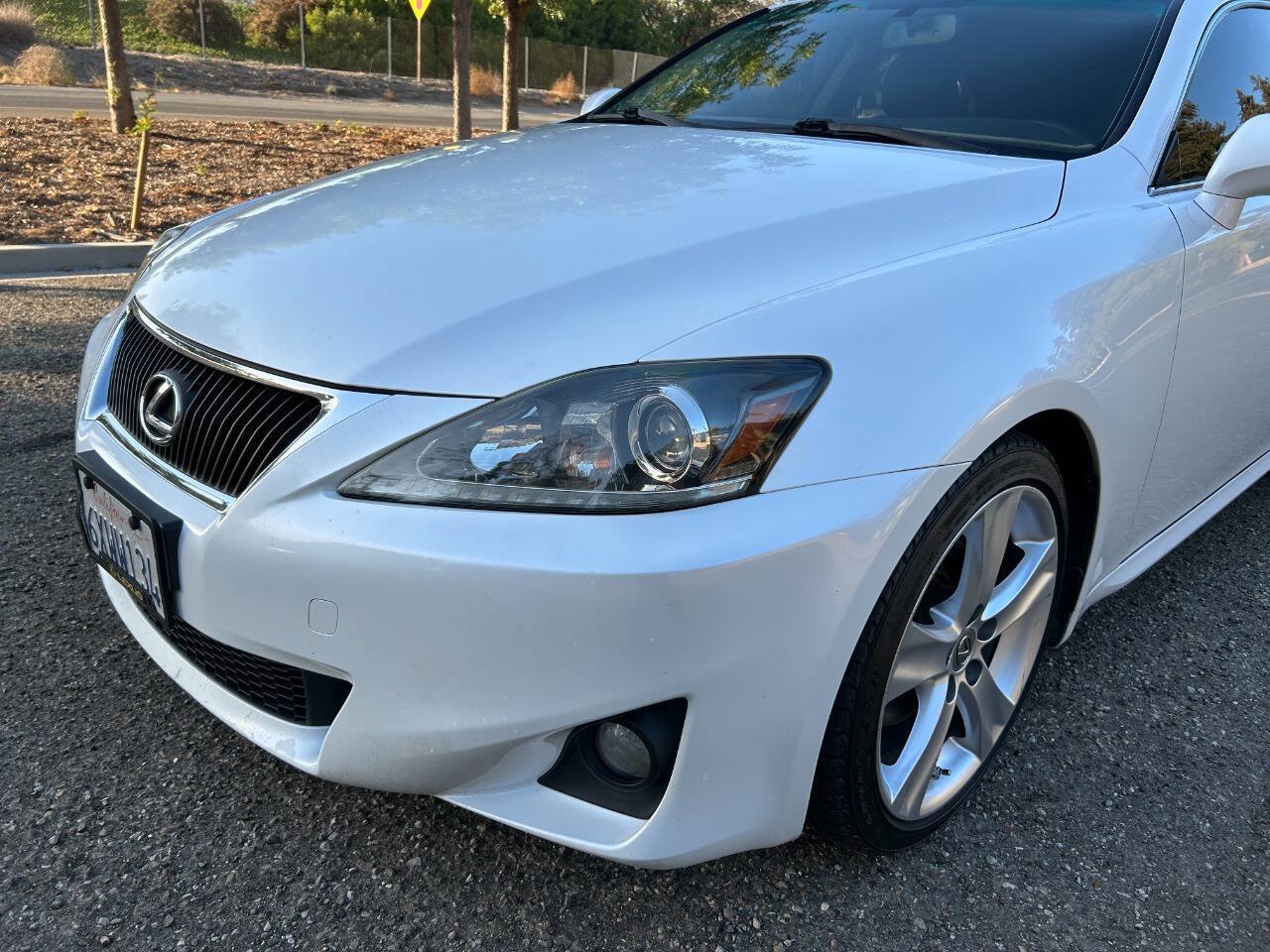 Used 2012 Lexus IS 250 w/ Premium Pkg Value Edition RWD image 4
