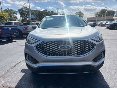 Used 2024 Ford Edge SEL AWD/4WD image 3