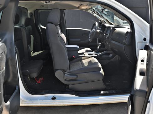 Used 2024 Nissan Frontier S w/ S Utility Package RWD image 12