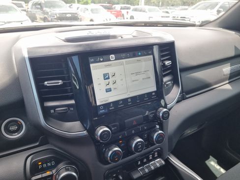 Used 2023 RAM 1500 Big Horn AWD/4WD image 27