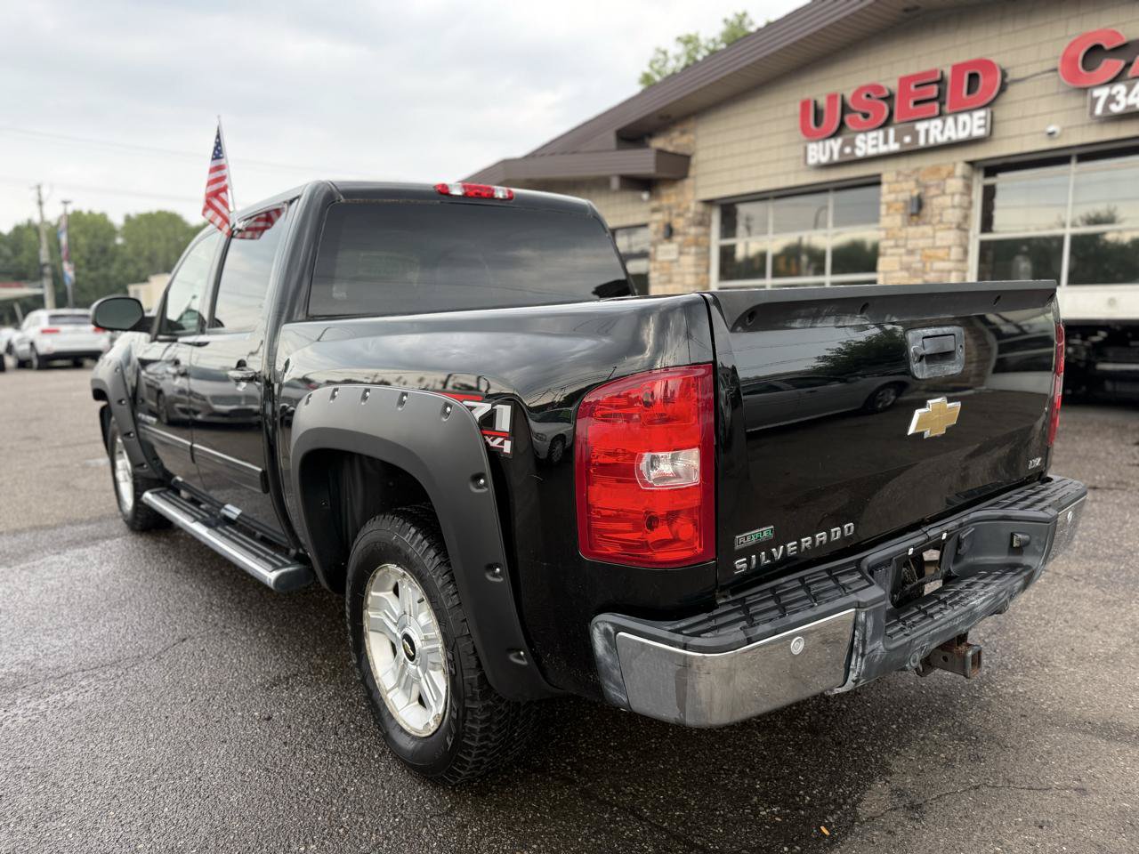 Used 2011 Chevrolet Silverado 1500 LTZ w/ LTZ Plus Package AWD/4WD image 8