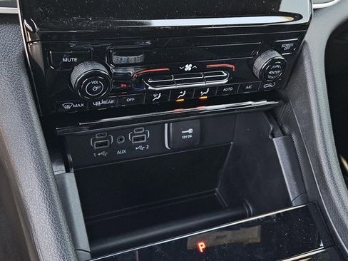 New 2026 Jeep Grand Cherokee L Laredo image 22