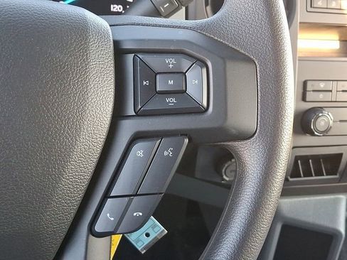 Used 2023 Ford F650 2WD Regular Cab Super Duty image 19