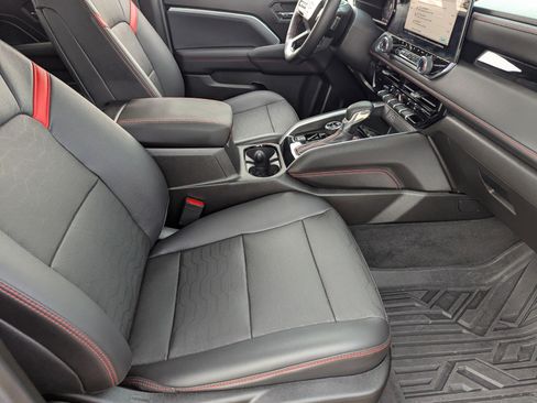 Certified 2024 Chevrolet Colorado Z71 w/ Z71 Convenience Package 2 image 11