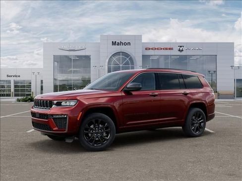 New 2026 Jeep Grand Cherokee L Limited AWD/4WD image 2