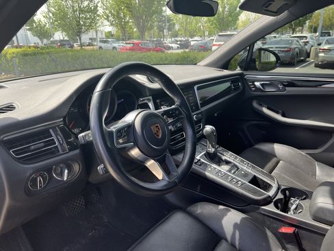 Used 2019 Porsche Macan image 17