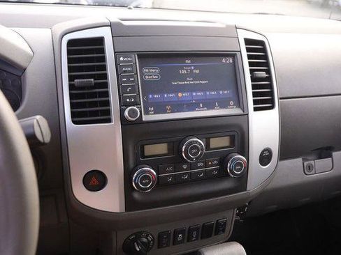 Used 2019 Nissan Frontier SV w/ Value Truck Package AWD/4WD image 15