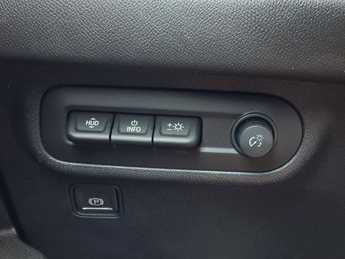 Used 2024 GMC Terrain AT4 w/ Infotainment Package II AWD/4WD image 24