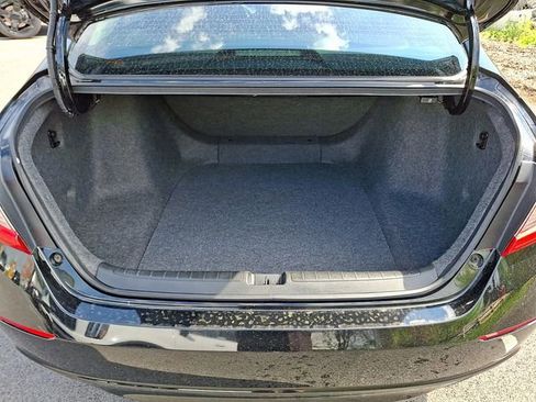 Used 2018 Honda Accord LX image 28