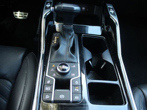 Certified 2024 Kia Sorento SX Prestige image 40