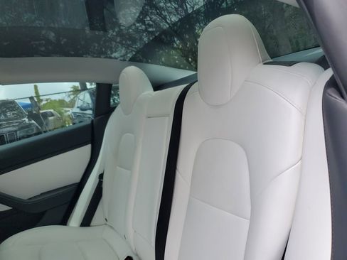 Used 2021 Tesla Model 3 Long Range AWD/4WD image 12