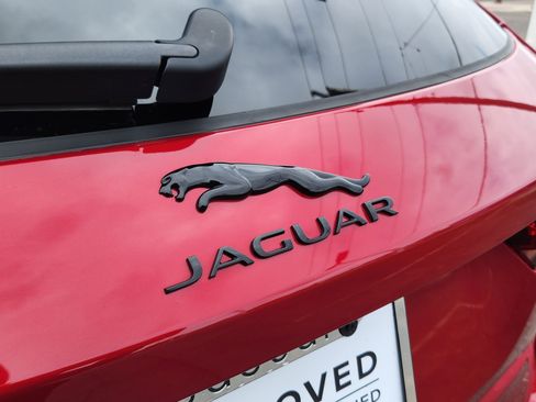 Certified 2025 Jaguar F-PACE R-Dynamic S AWD/4WD image 19