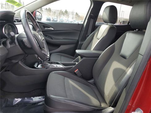 Used 2021 Buick Encore GX Preferred w/ Cold Weather Comfort Package image 15