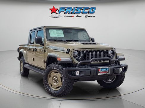 New 2026 Jeep Gladiator Willys AWD/4WD image 1
