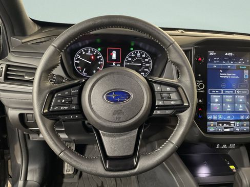 Used 2025 Subaru Forester Premium image 17