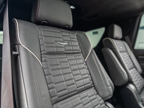 Used 2023 Cadillac Escalade Premium Luxury Platinum image 52