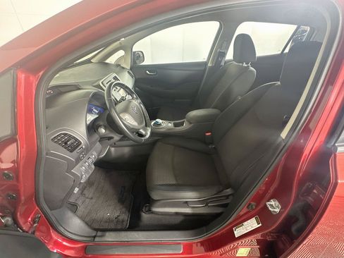 Used 2015 Nissan Leaf S w/ Charge Package FWD image 13