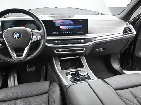 Certified 2025 BMW X5 sDrive40i w/ Climate Comfort Package RWD image 33