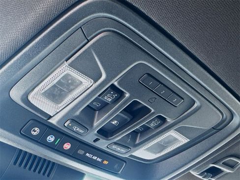 Used 2022 GMC Sierra 1500 AT4 w/ AT4 Preferred Package image 21